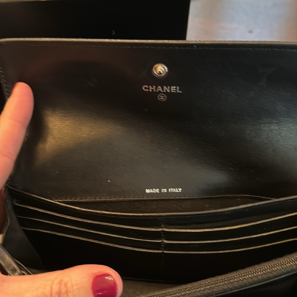 Chanel Caviar CC Large Flap Wallet in Black - Picture 8 of 12